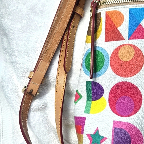 New Dooney & Bourke Leather Art Deco Zip Crossbody Colorful W Key Clip - Picture 5 of 10